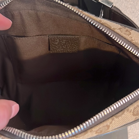 ✨Authentic✨Gucci brown GG Supreme belt bag - Picture 7 of 8